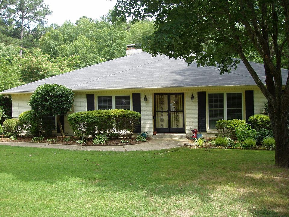 Beautiful Home in Pleasant Valley