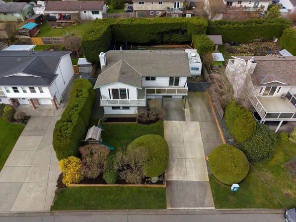 724 Galerno Rd, Campbell River, BC V9W 5J3