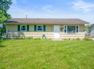 201 Gaywood Dr, Chesterfield, IN 46017