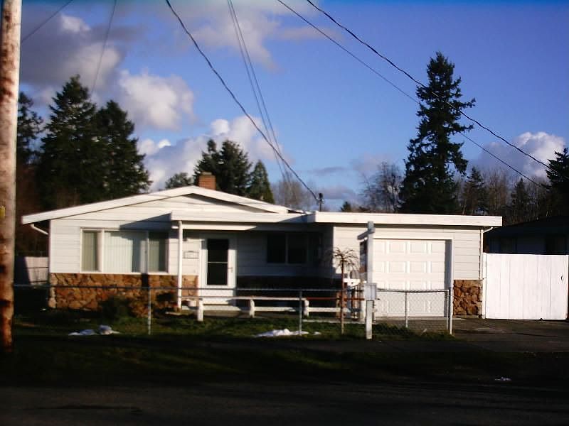 1st image of 8831 Tacoma Ave S #G2