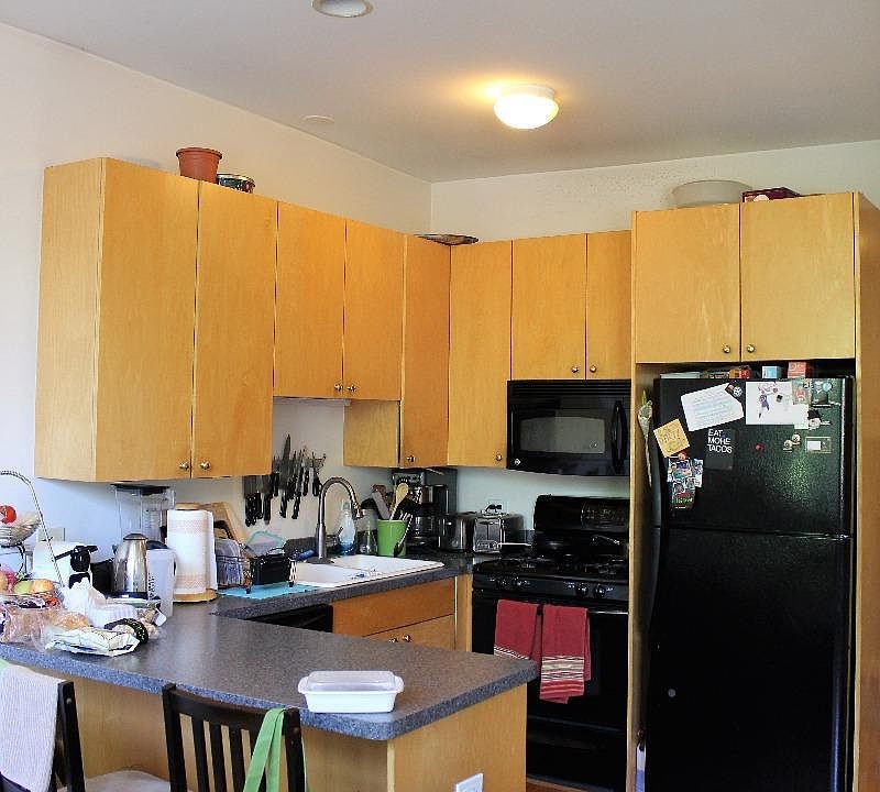 1st image of 1446 N Leavitt St #Y7zndj3nw