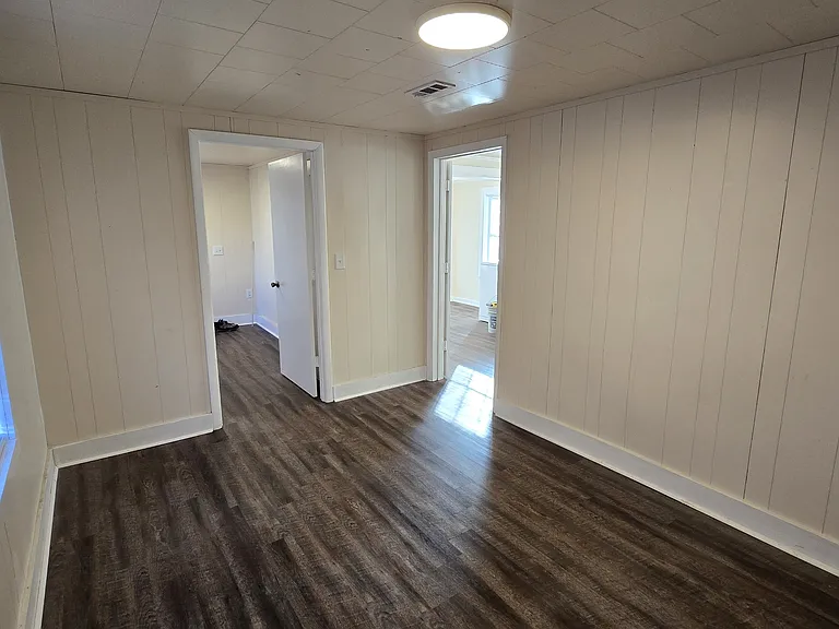 200 Mill Ave — Photo 13