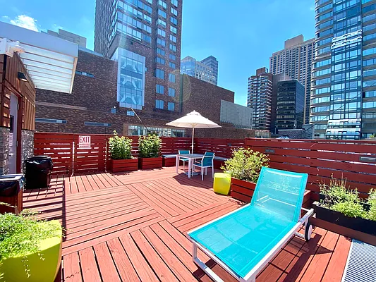 Rented by Corcoran | media 30