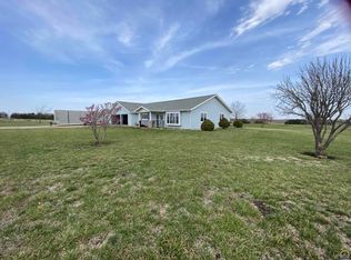 10289 Glacier Rd, Maple Hill, KS 66615