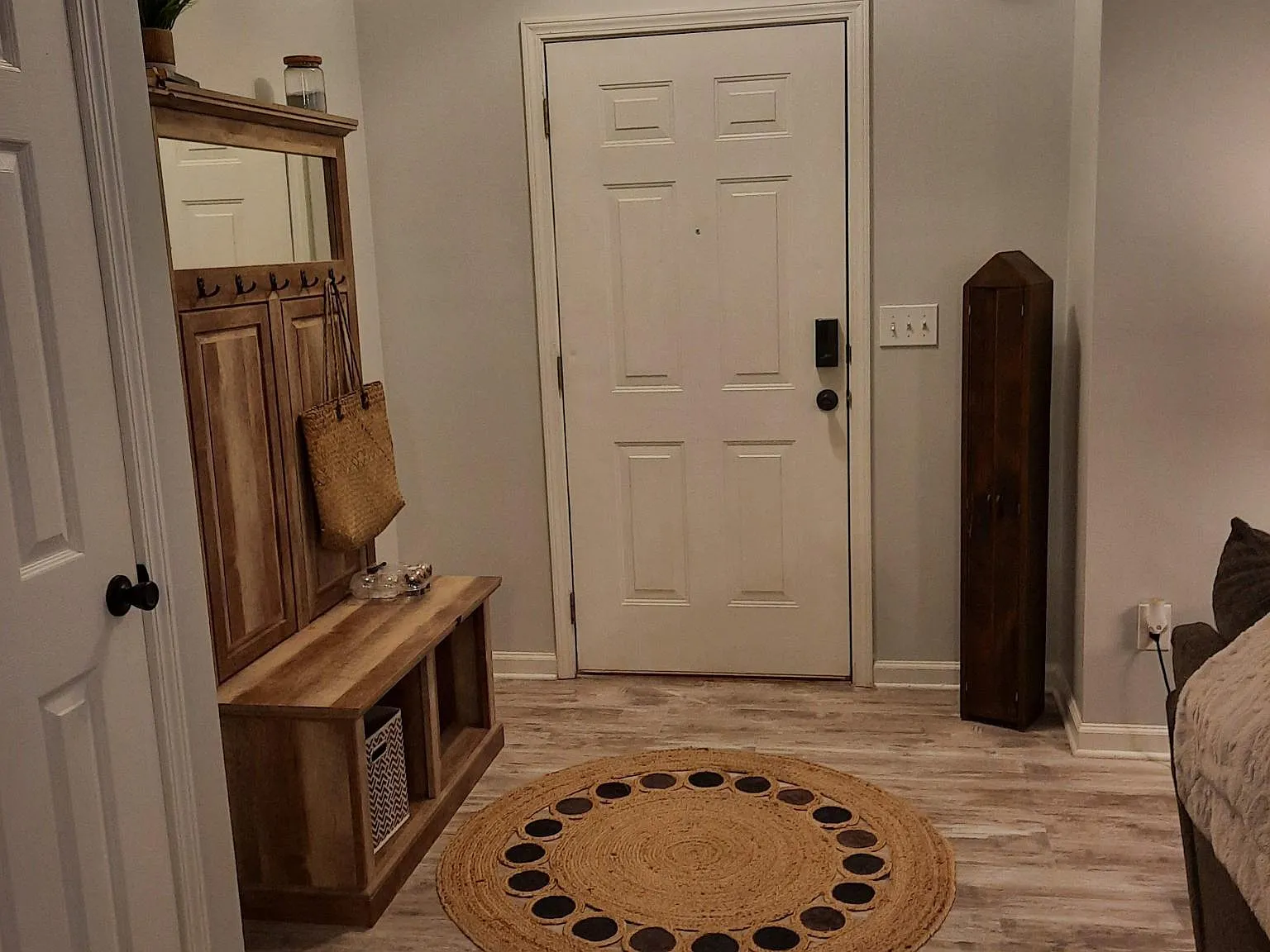 100 N Windsor Ln — Photo 4