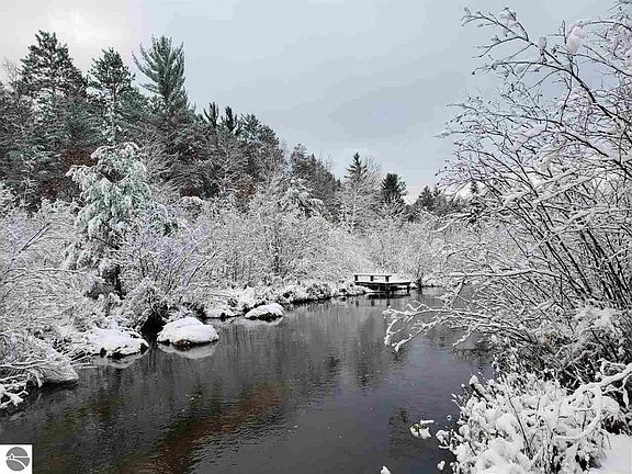 2nd image of 2967 River Park Dr