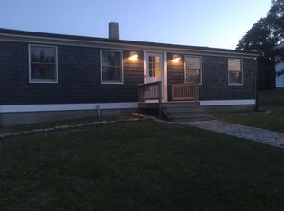 203 Russell Dr, Tiverton, RI 02878