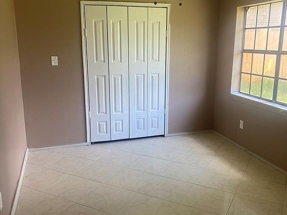3rd image of 5996 Tecate Dr