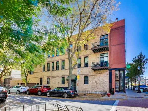 2360 N Janssen Ave APT 2D, Chicago, IL 60614