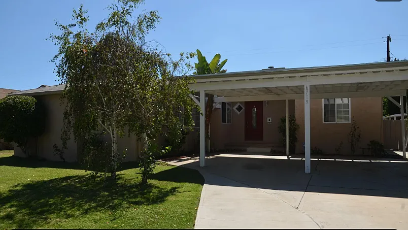 3 bed, 1560 sqft, $4,200 — Photo 2