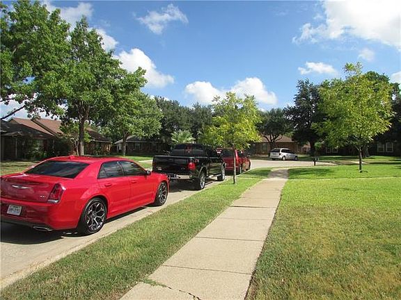 2nd image of 3116 Shady Wood Ct