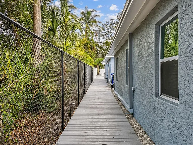 1523 Bayshore Blvd #3 — Photo 44