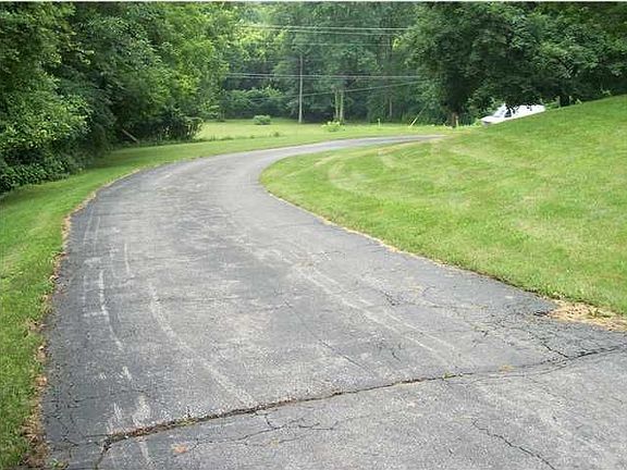 4th image of 2342 Scottsville Mumford Rd