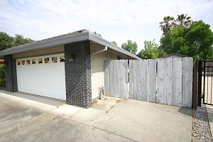 2nd image of 3695 Cherrywood Dr