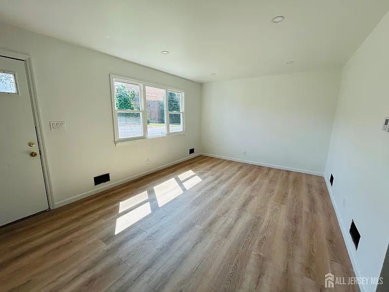 18 Millstone Rd — Photo 6