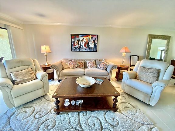 5th image of 145 Cypress Way E APT A