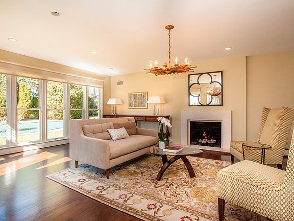 5th image of 1077 Orienta Ave