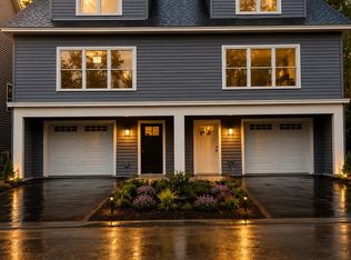 15 Creekside Ct #8, Kennebunk, ME 04043