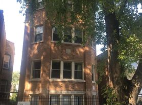 4950 N Albany Ave, Chicago, IL