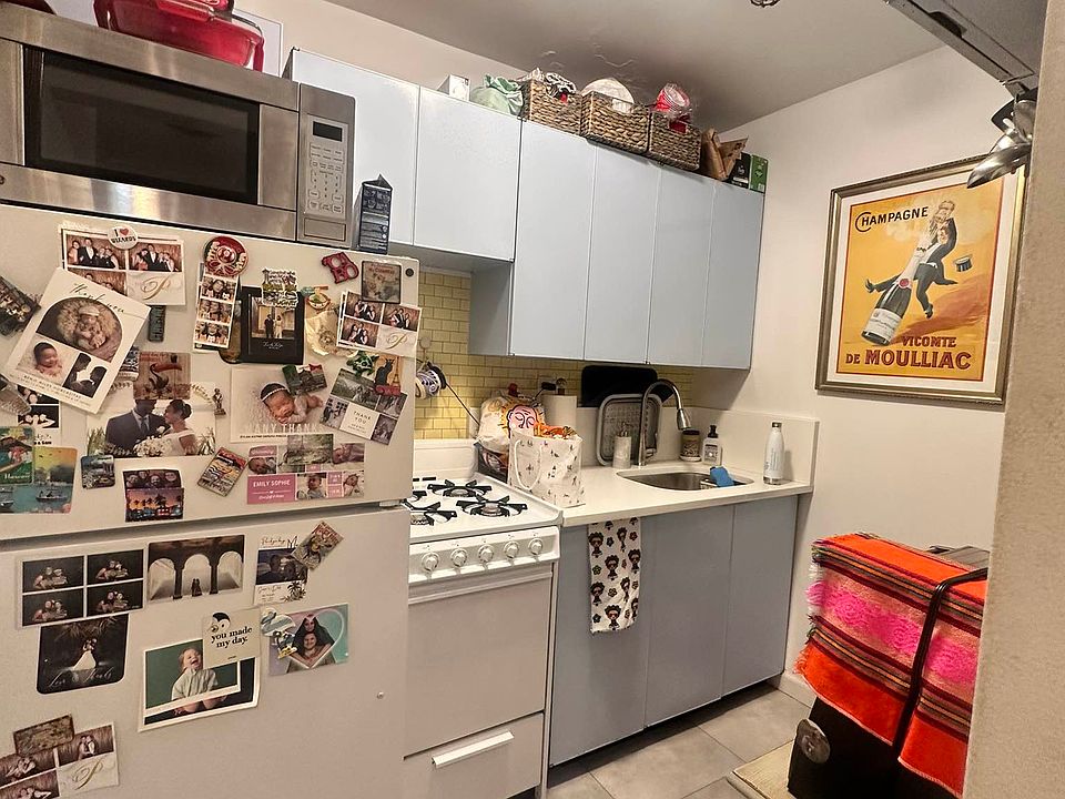 2nd image of 311 E 84th St APT 2A