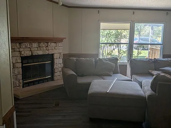 178 Linx Wiler Rd, Bossier City, LA 71051