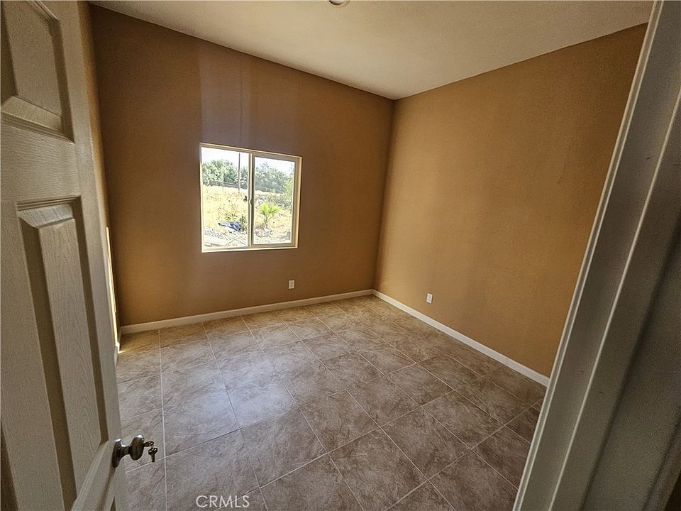 2nd image of 18995 Gentian Ave