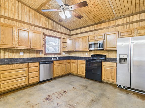 4th image of 5822 Leonard Rd #1