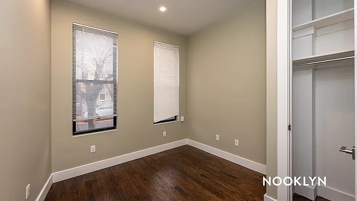 Rented by Nooklyn NYC LLC | media 17