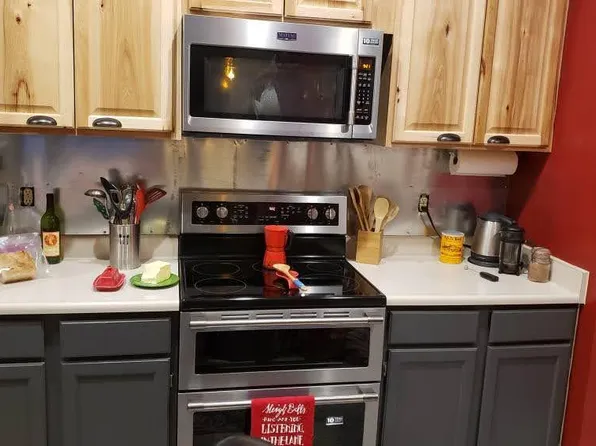 1704 Columbine Village Dr, Woodland Park, CO 80863