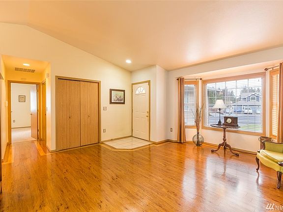 5th image of 21812 110th Street Ct E