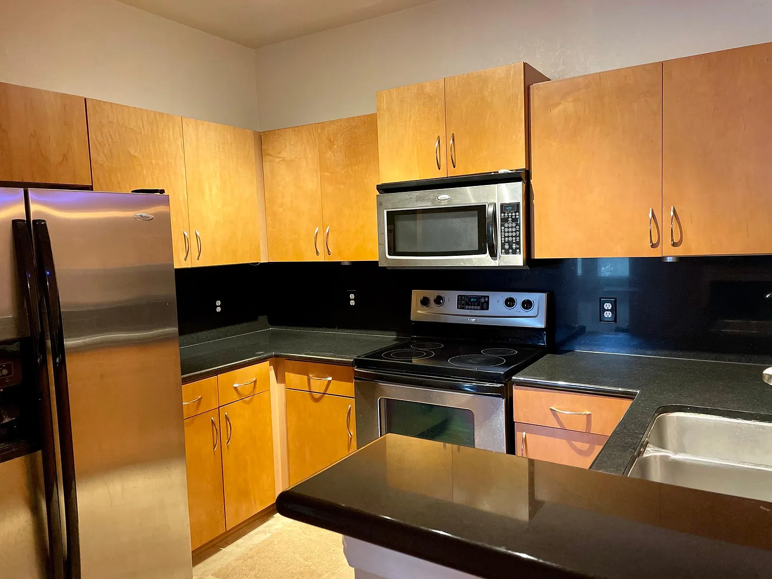 2 bed, 1100 sqft, $1,450 — Photo 3