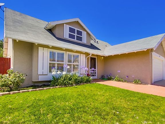 2nd image of 5732 Red River Dr