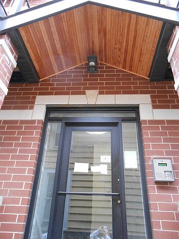 2nd image of 1625 W Morse Ave APT 6