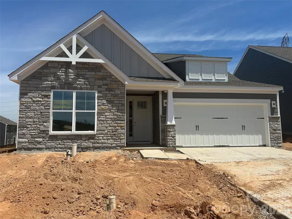 8684 Acadia Pkwy, Sherrills Ford, NC 28673