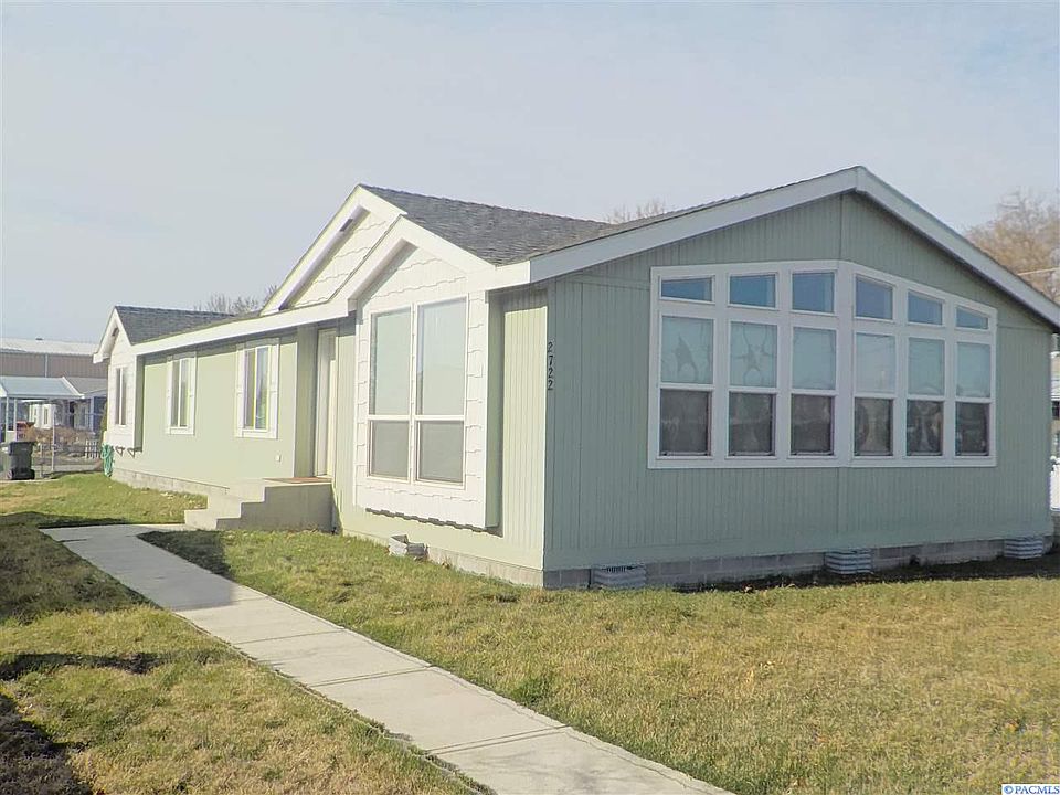 1st image of 2722 W Bonneville St