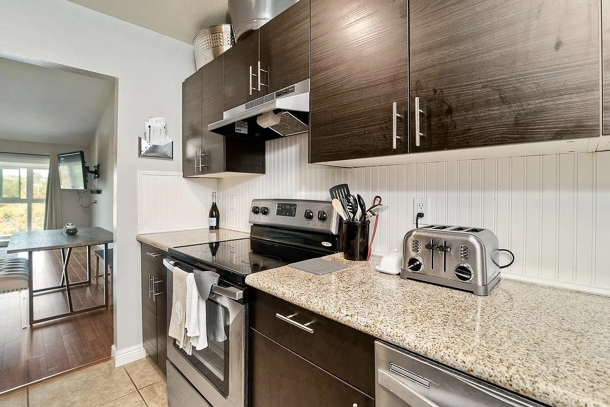 Kalpati Cir, Carlsbad — Photo 4
