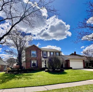 33841 Fonville Dr, Livonia, MI, 48152