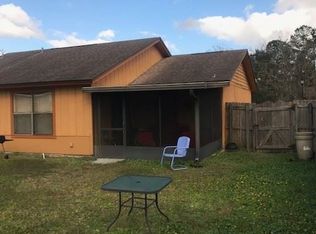 10664 Meadow Lea Dr, Jacksonville, FL 32218