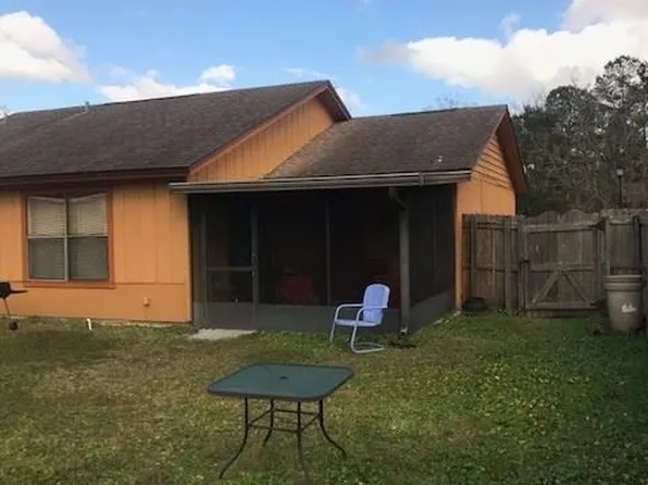 10664 Meadow Lea Dr, Jacksonville, FL 32218