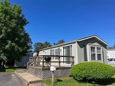 525/B13 Riverleigh, Riverhead, NY, 11901