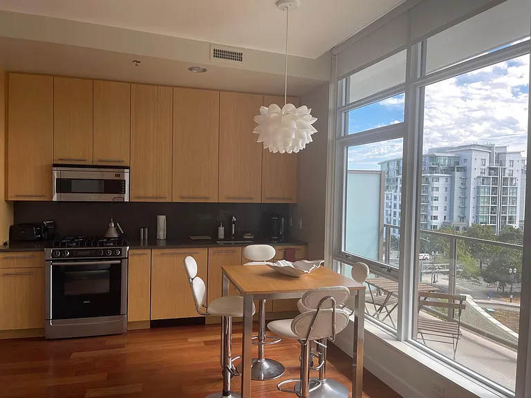 949 NW Overton St #607 — Photo 8