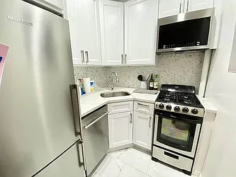 Rented by J PRESTON AND ASSOCIATES INC