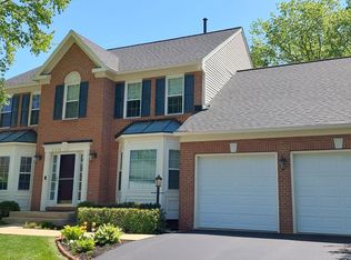 21290 Landau Ct, Sterling, VA 20164