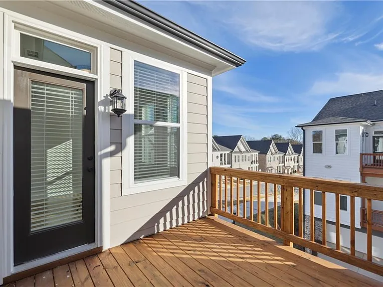 410 Townly Ct — Photo 24