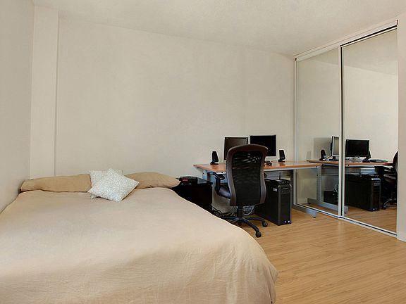 5th image of 725 15th Ave SW #803
