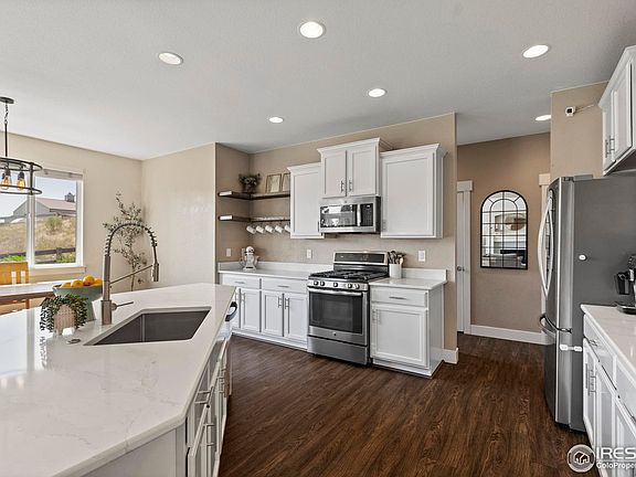 3rd image of 2289 Stonefish Dr