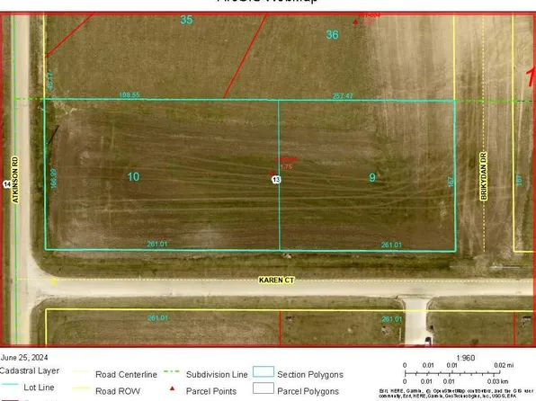 502 Karen Ct, Dixon, IL 61021