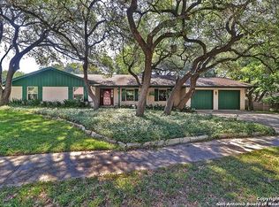 102 Turtle Dove Dr, Universal City, TX 78148