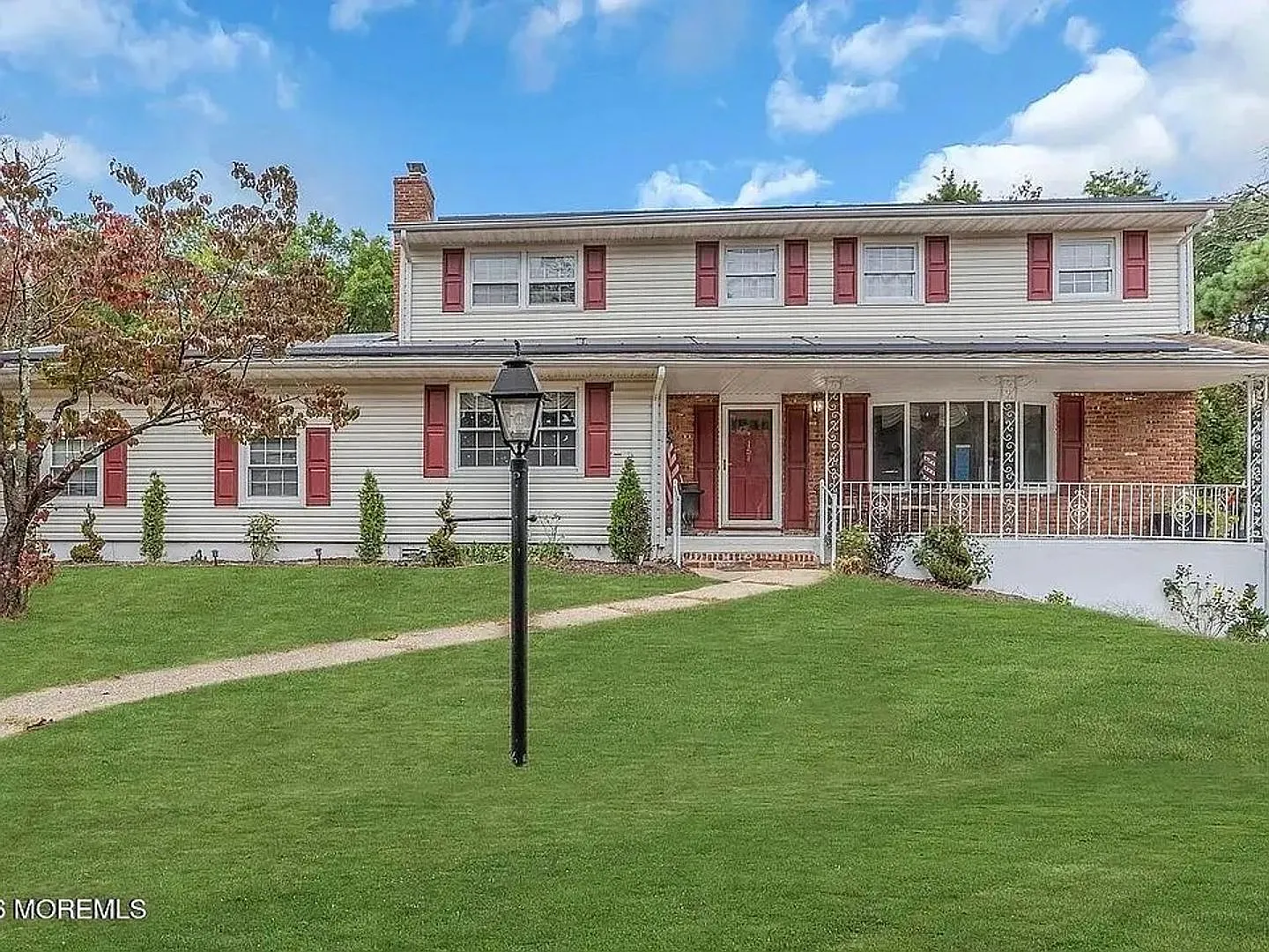 Four-Bedroom Colonial with Pool in Toms River — Photo 1