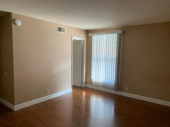 5th image of 31501 Lindero Canyon Rd